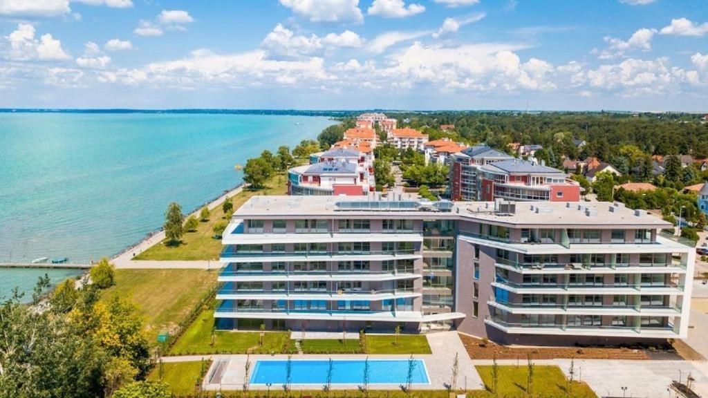 Coral Luxury Apartment Siofok Exterior photo